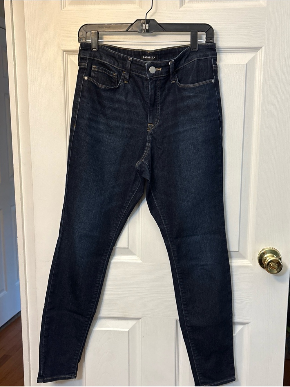 Athleta women’s Dark Indigo Skinny Jeans